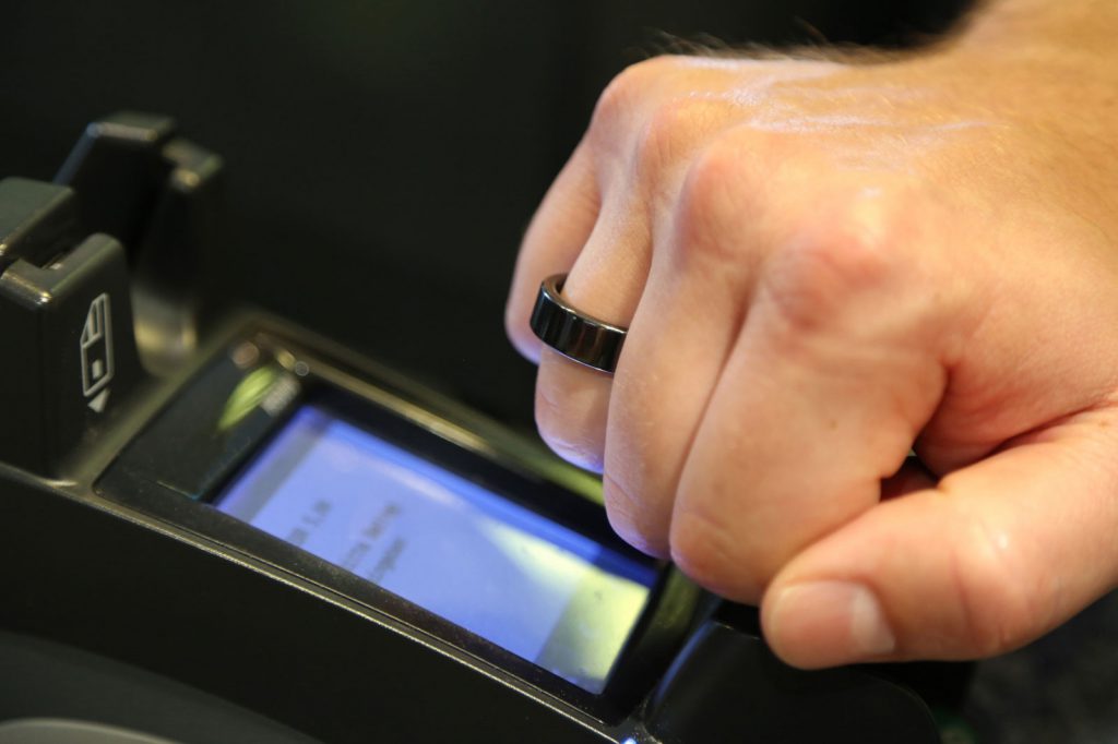 nfc-ring-visa-payment